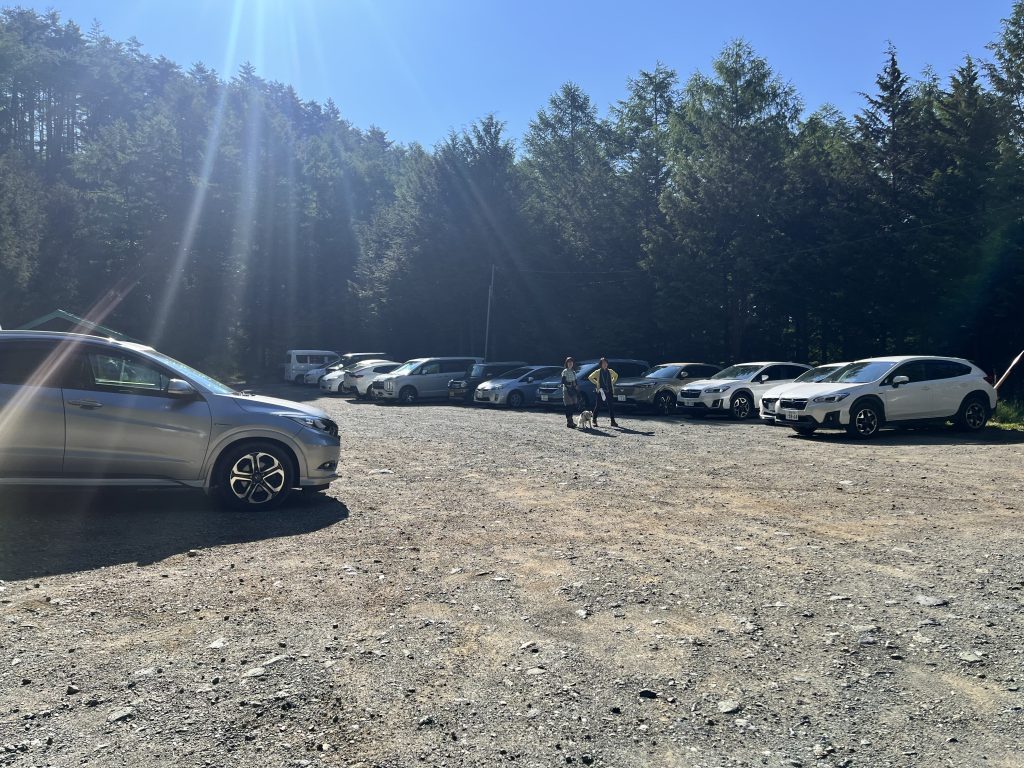 沢入駐車場